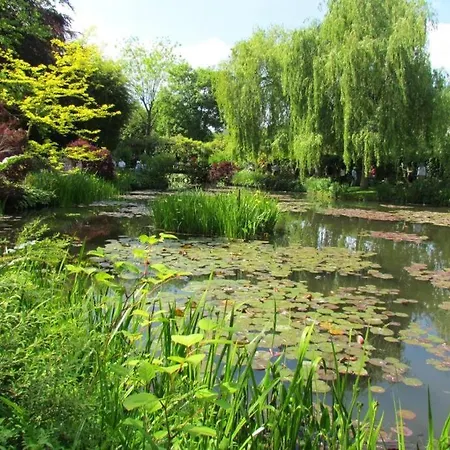 App 2 - T2 Lumineux Et Jardin Hyper-centre 5min De La Gare