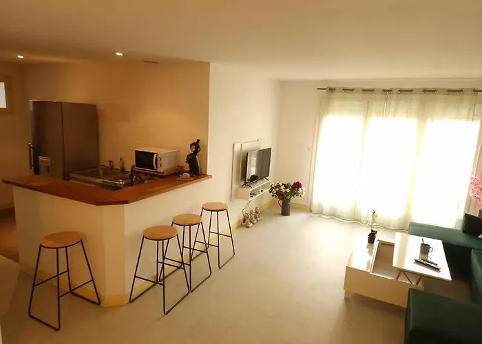 App 2 - T2 Lumineux Et Jardin Hyper-centre 5min De La Gare Apartament *